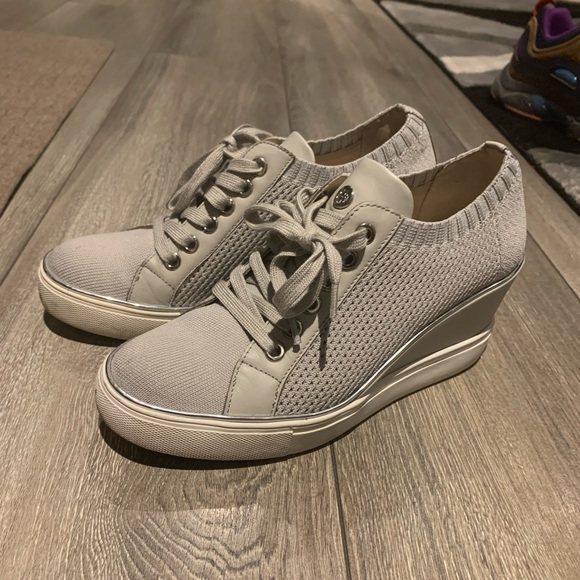 Wedge sneakers - Picture 2 of 3